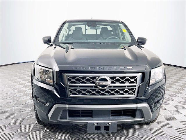 2022 Nissan Frontier SV photo 2