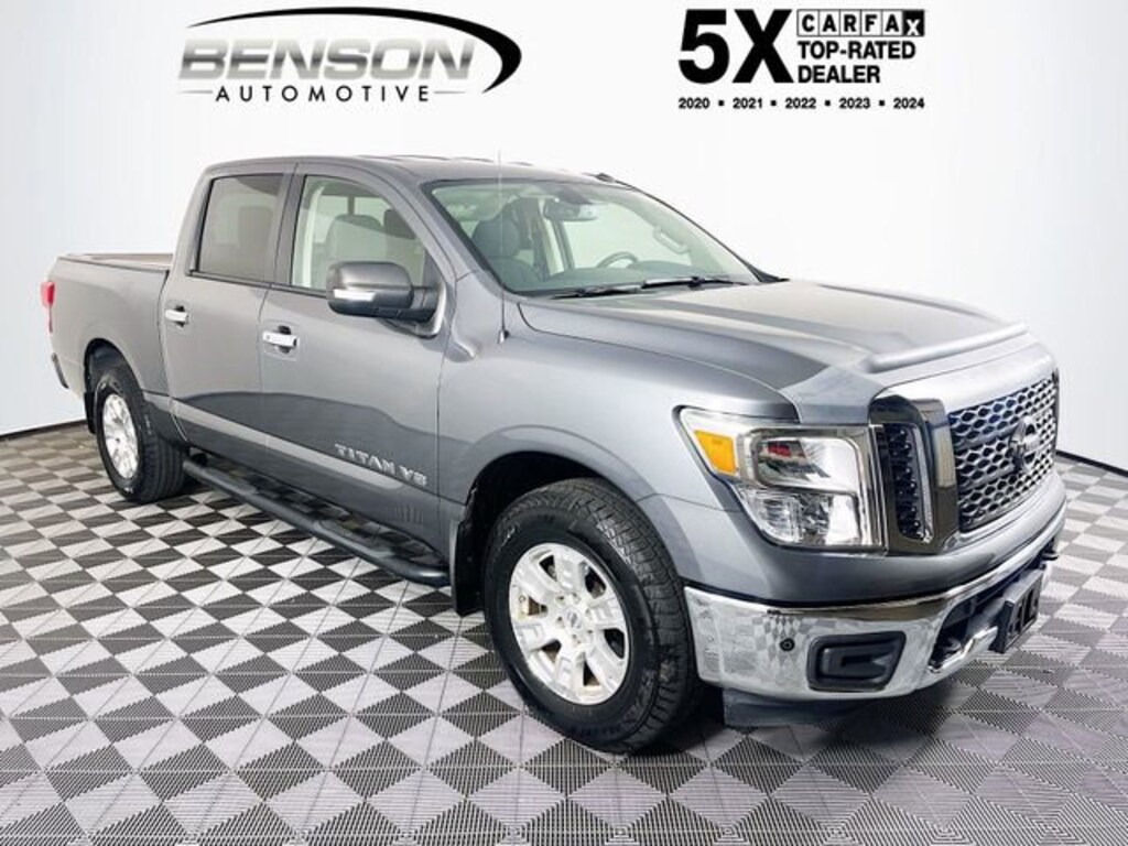 Used 2018 Nissan Titan SV Truck Crew Cab