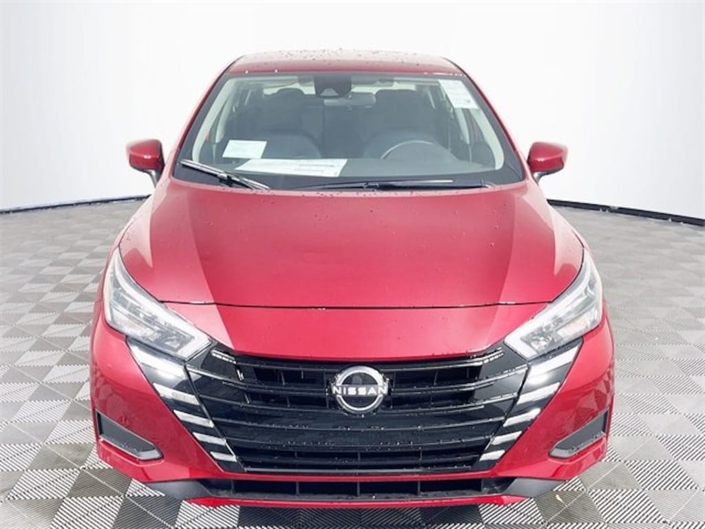 New 2025 Nissan Versa 1.6 SV Sedan