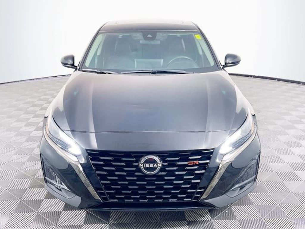 Used 2024 Nissan Altima 2.5 SR Sedan