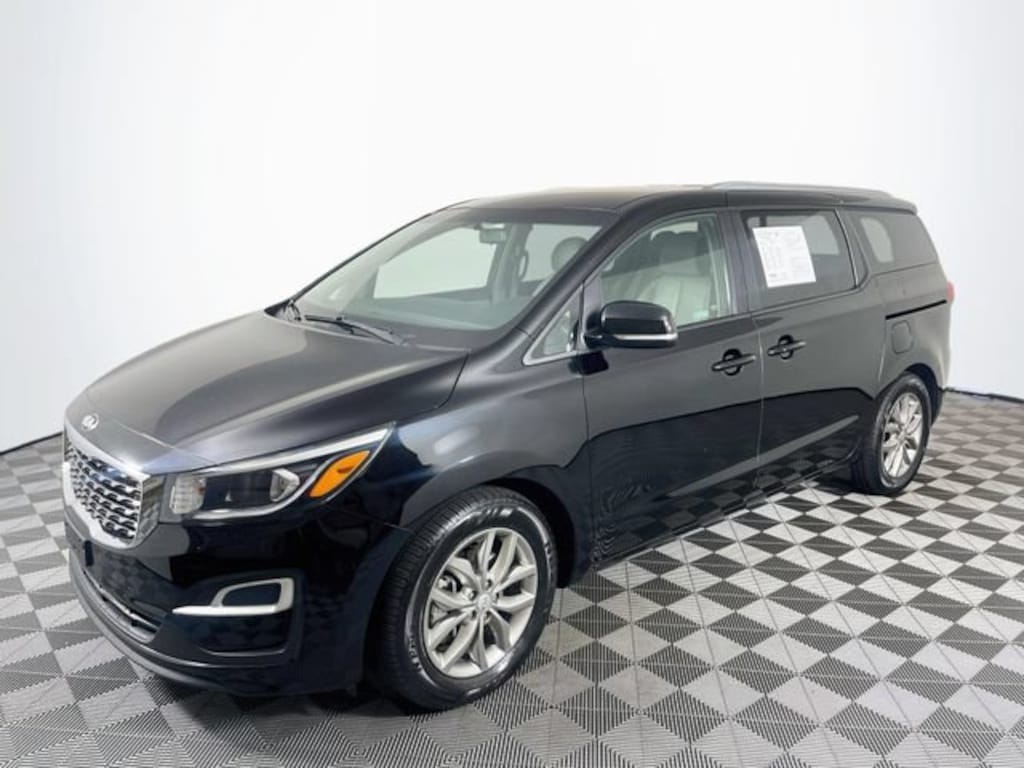 Used 2019 Kia Sedona EX Van Passenger Van