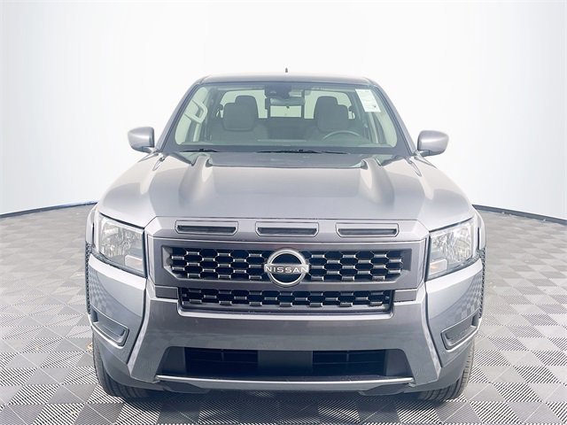2025 Nissan Frontier SV photo 2