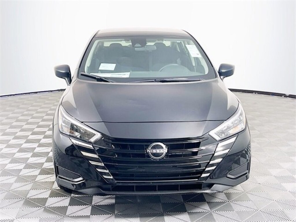 New 2025 Nissan Versa 1.6 S Sedan