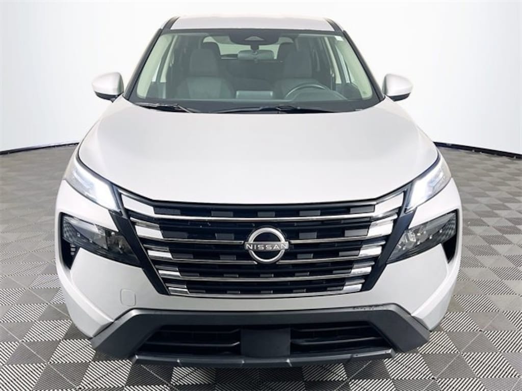 Used 2025 Nissan Rogue SV SUV