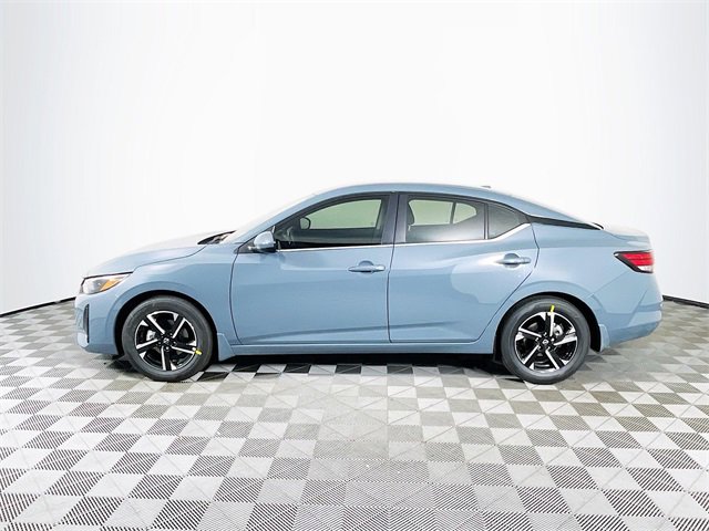 2025 Nissan Sentra SV photo 3
