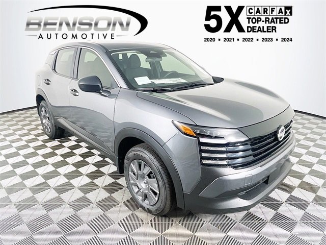 2025 Nissan Kicks S's photo