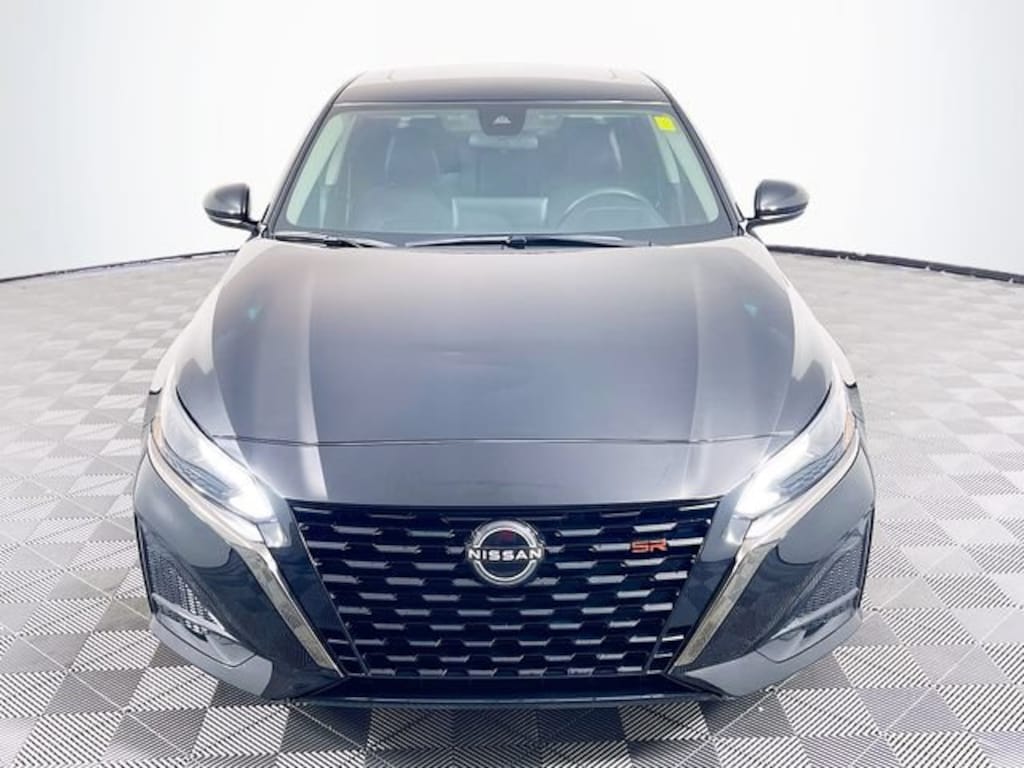 Used 2024 Nissan Altima 2.5 SR Sedan