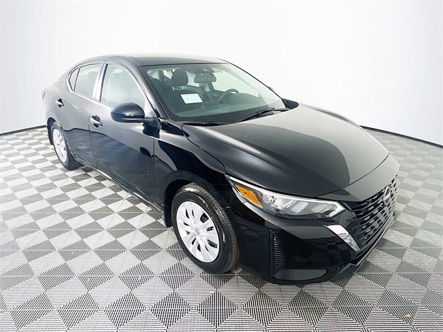 2025 Nissan Sentra S's photo