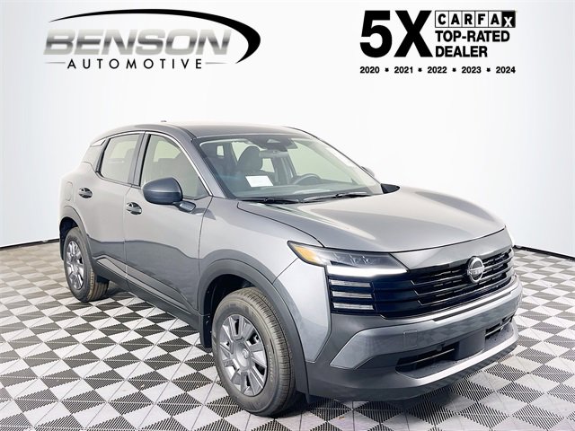 2025 Nissan Kicks S's photo