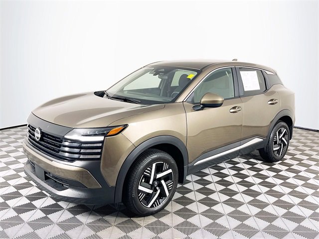 2025 Nissan Kicks SV photo 3