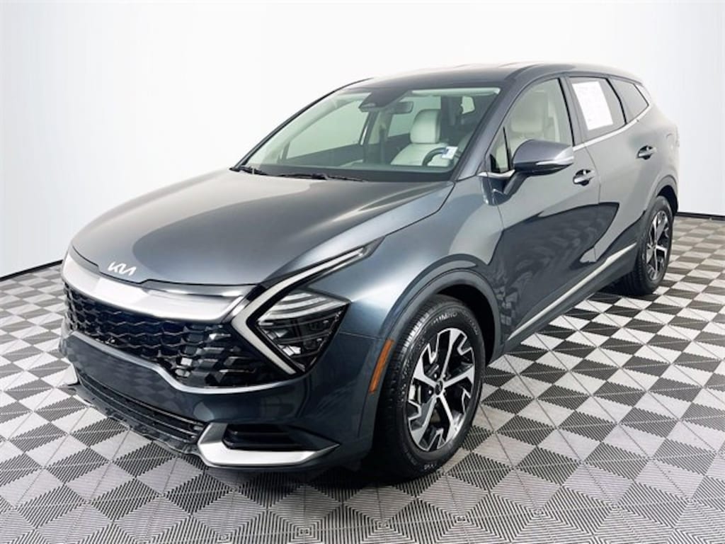 Used 2025 Kia Sportage EX SUV