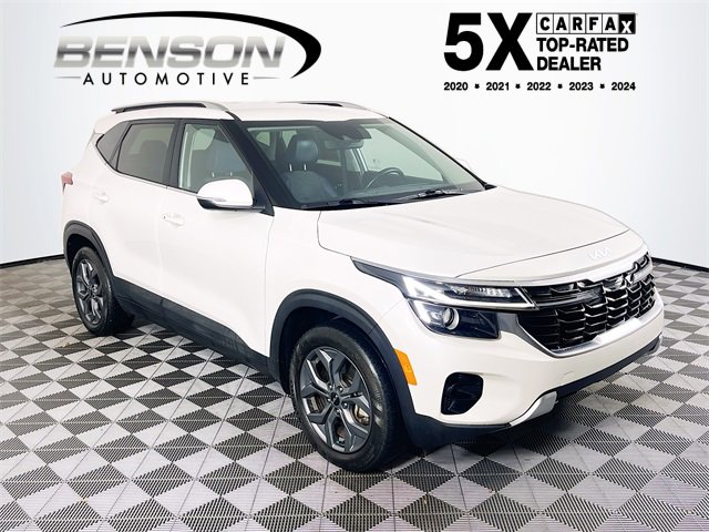 2024 Kia Seltos S's photo