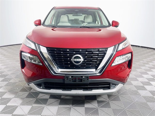2022 Nissan Rogue SV photo 2