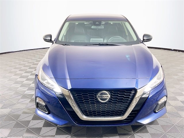 2020 Nissan Altima 2.5 SR photo 2