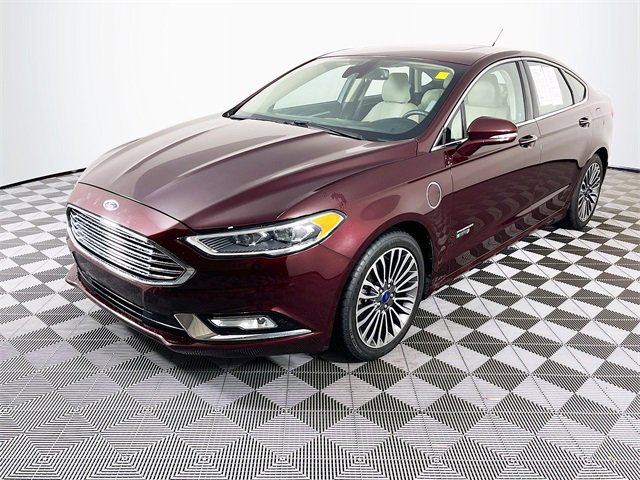 2017 Ford Fusion Energi Titanium photo 3
