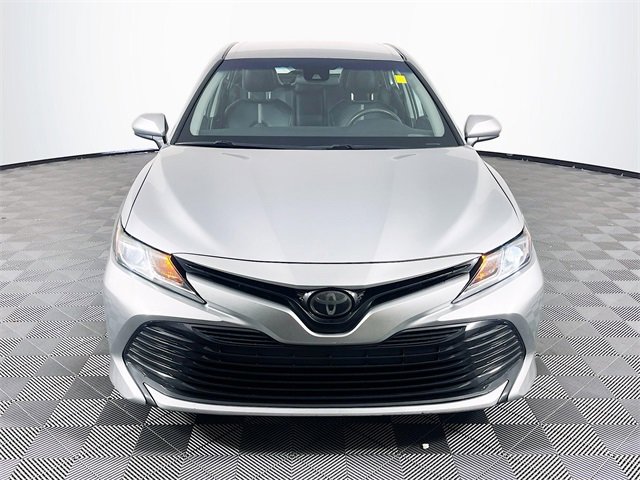 2019 Toyota Camry L photo 2