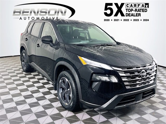 2026 Nissan Rogue SV's photo
