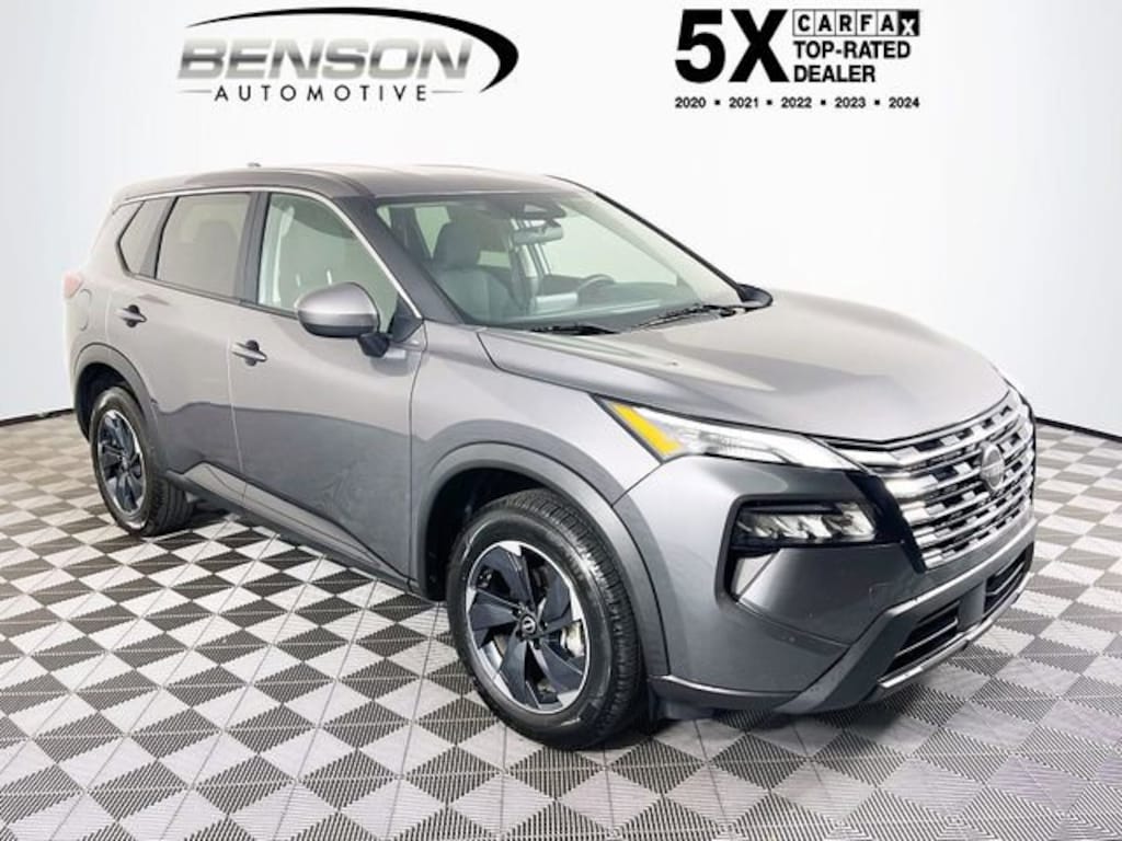 Used 2024 Nissan Rogue SV SUV