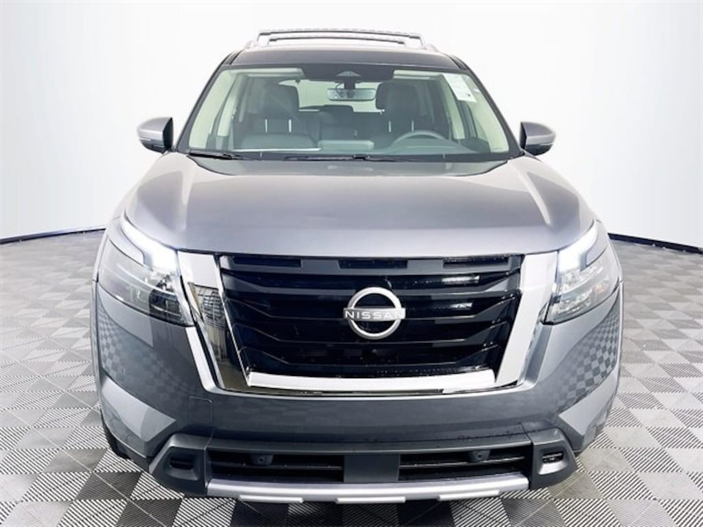 New 2025 Nissan Pathfinder SL SUV