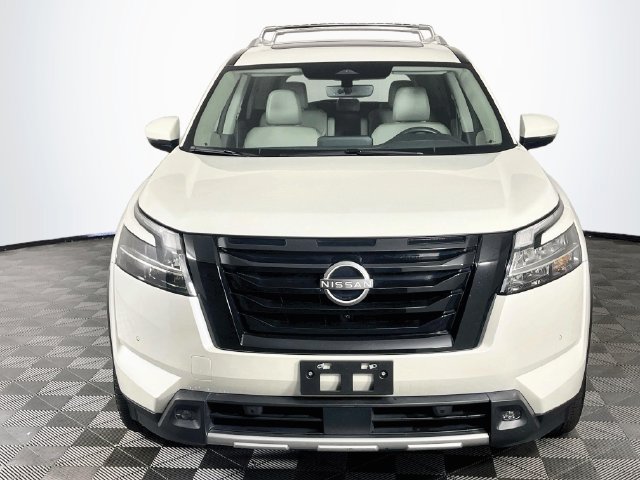 Used 2023 Nissan Pathfinder SL SUV