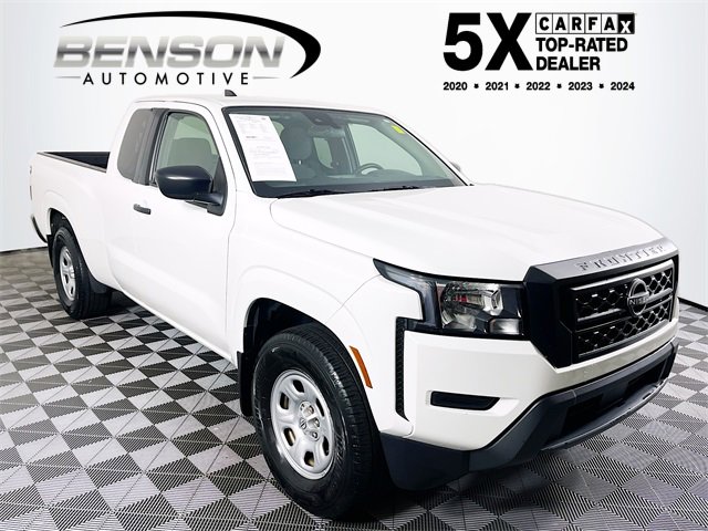 2023 Nissan Frontier S's photo