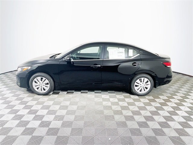 2025 Nissan Sentra S photo 3