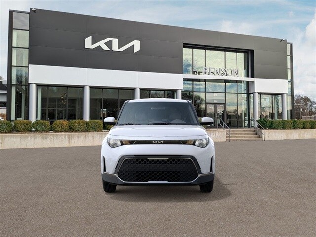 2025 Kia Soul LX photo 2
