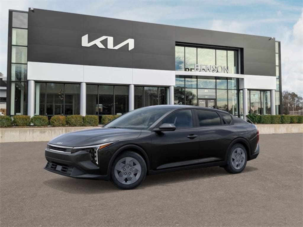 New 2025 Kia K4 LX Sedan
