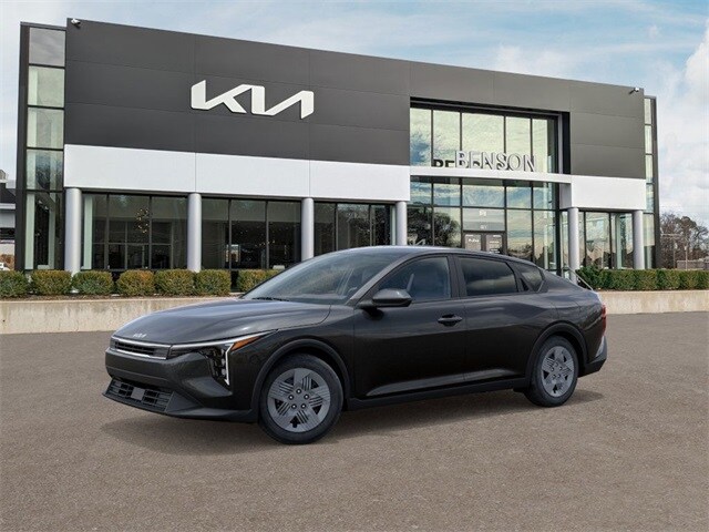 2025 Kia K4 LX photo 3