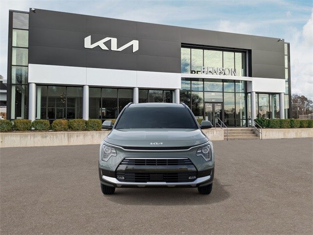 2025 Kia Niro SX photo 2