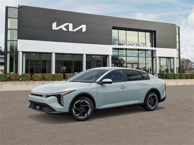 2025 Kia K4 EX photo 3