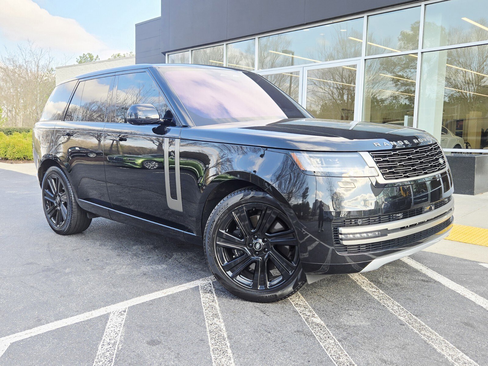 2023 Land Rover Range Rover SE