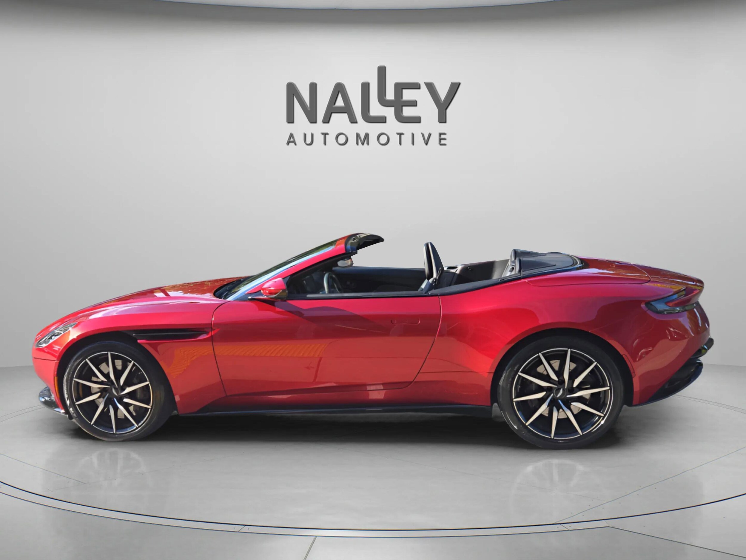 2020 Aston Martin DB11 AM5 photo 4