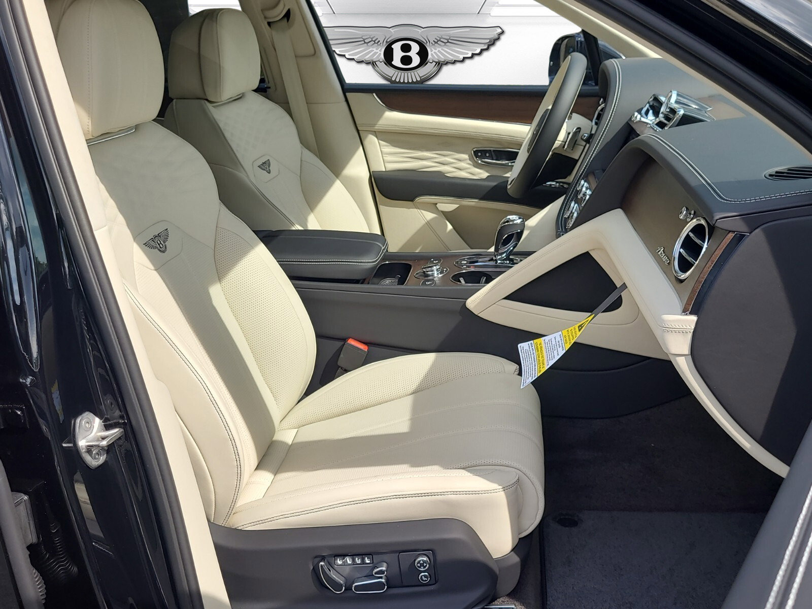 Used 2024 Bentley Bentayga Azure with VIN SJAAT2ZV8RC026915 for sale in Alpharetta, GA