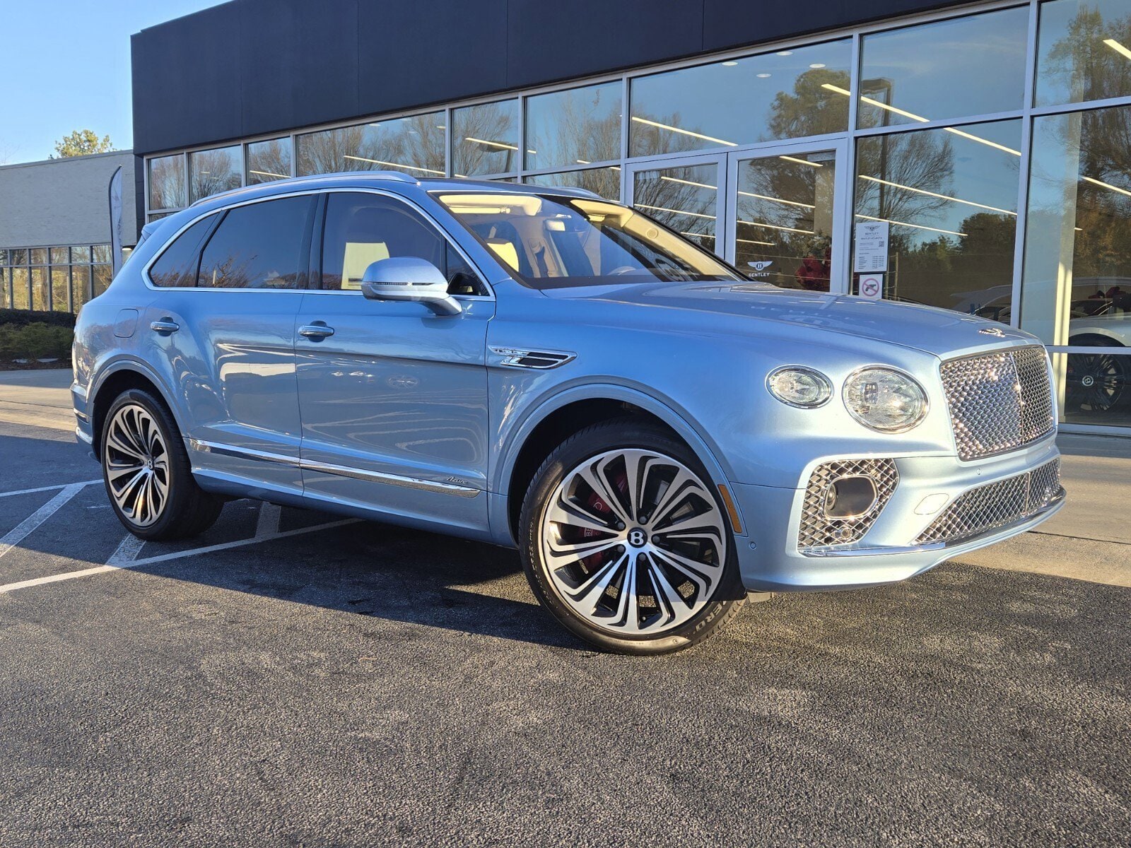 2023 Bentley Bentayga Azure's photo
