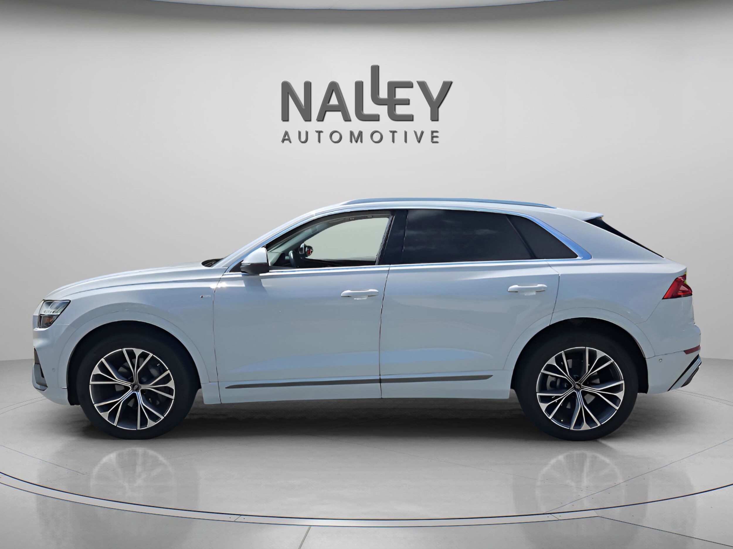 2021 Audi Q8 55 Premium photo 2
