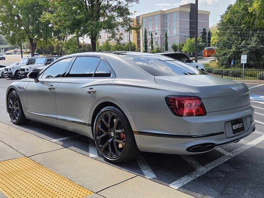Used 2023 Bentley Flying Spur V8 4dr Car