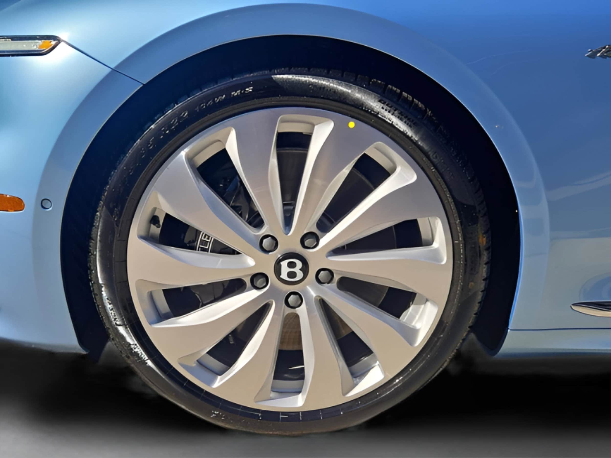 2026 Bentley Continental GT Azure - Photo 7