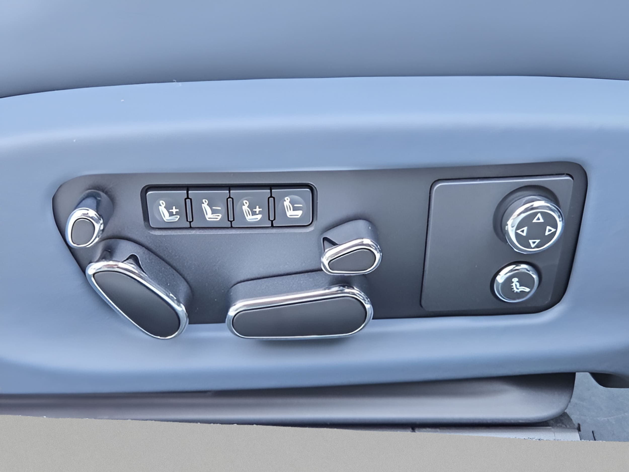 2026 Bentley Continental GT Azure - Photo 31