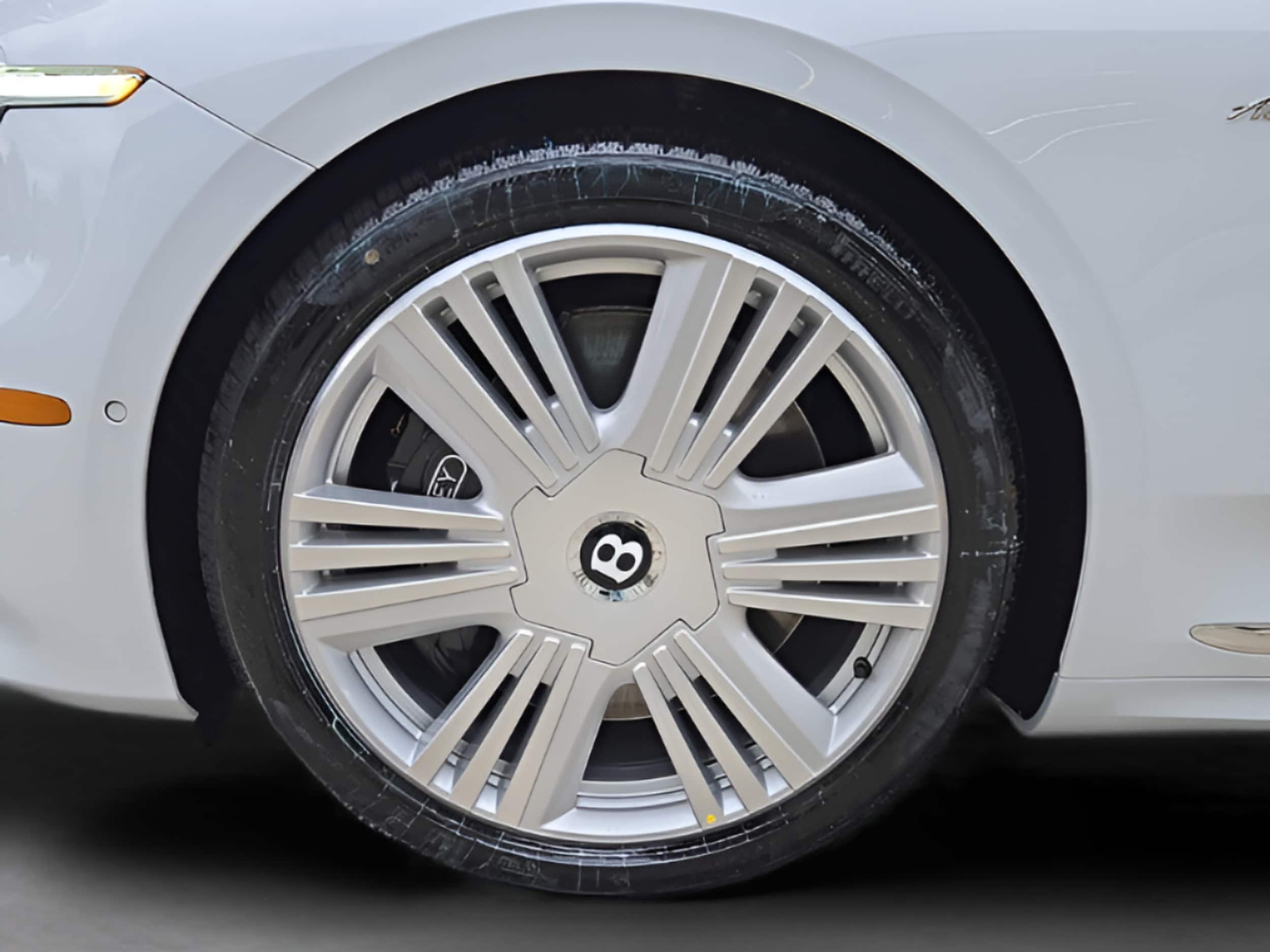 2026 Bentley Continental GT Azure - Photo 6