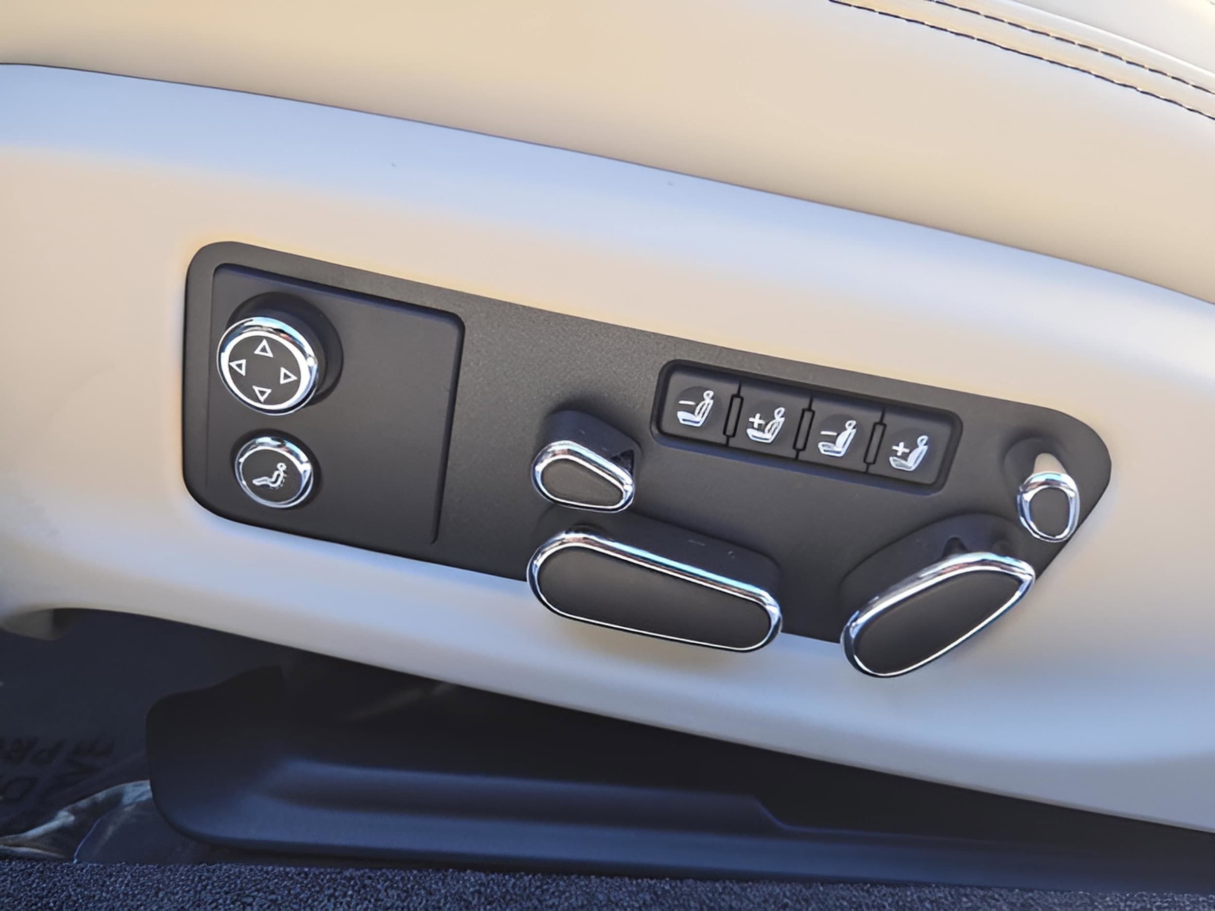 2026 Bentley Continental GT Azure - Photo 22