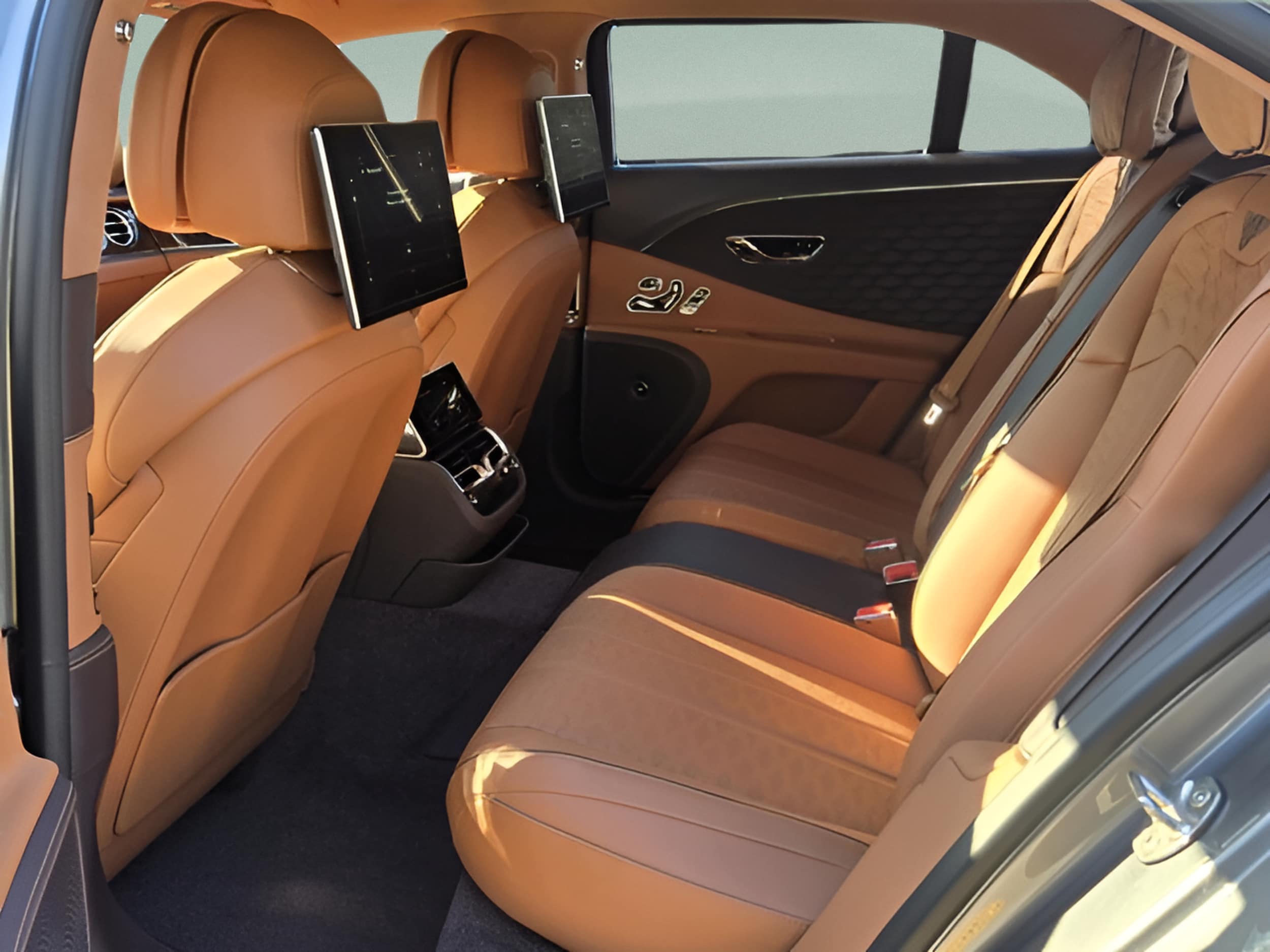 2025 Bentley Flying Spur Speed - Photo 23