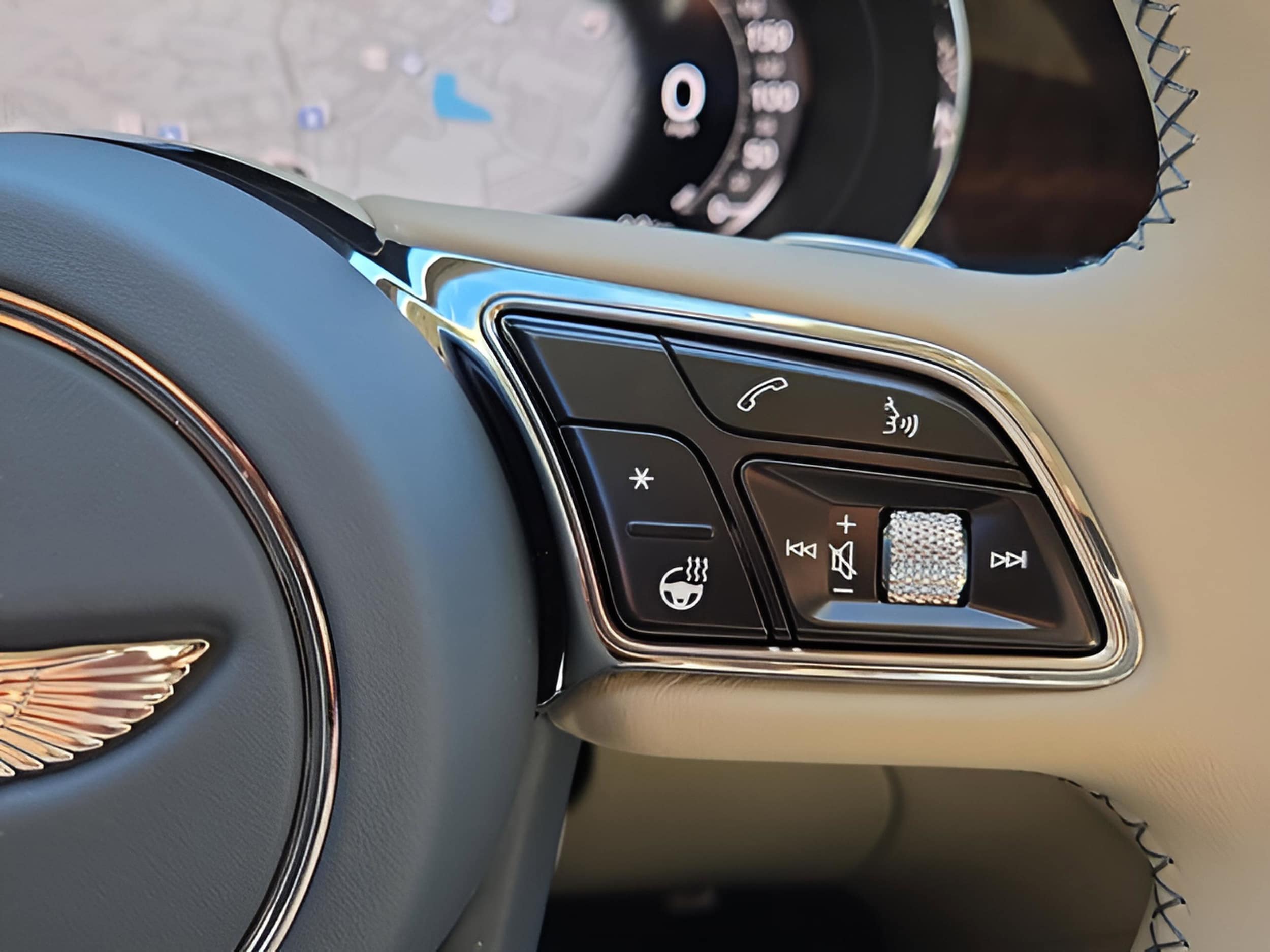 2025 Bentley Bentayga Azure - Photo 52