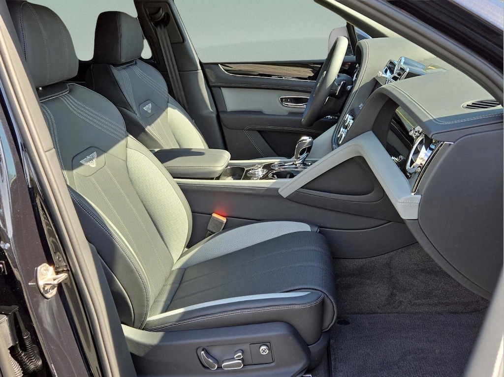 New 2025 Bentley Bentayga S SUV