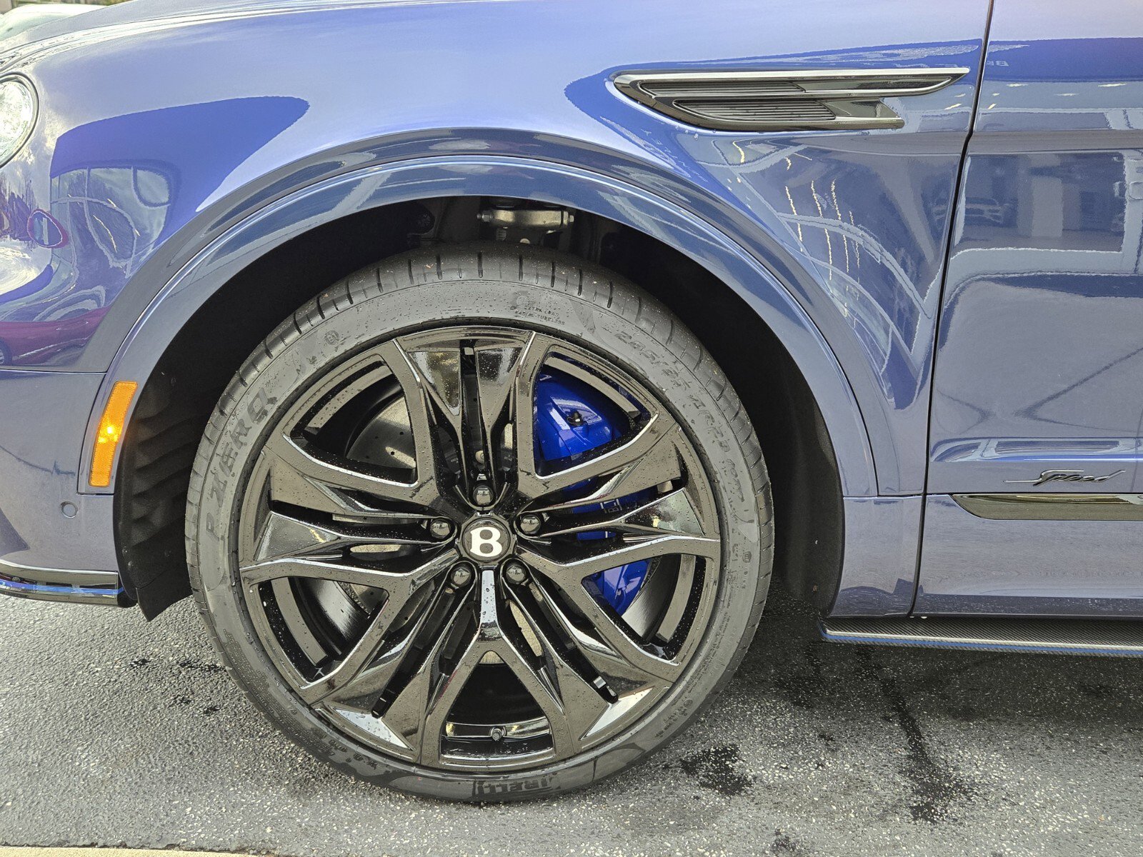 2026 Bentley Bentayga Speed's photo