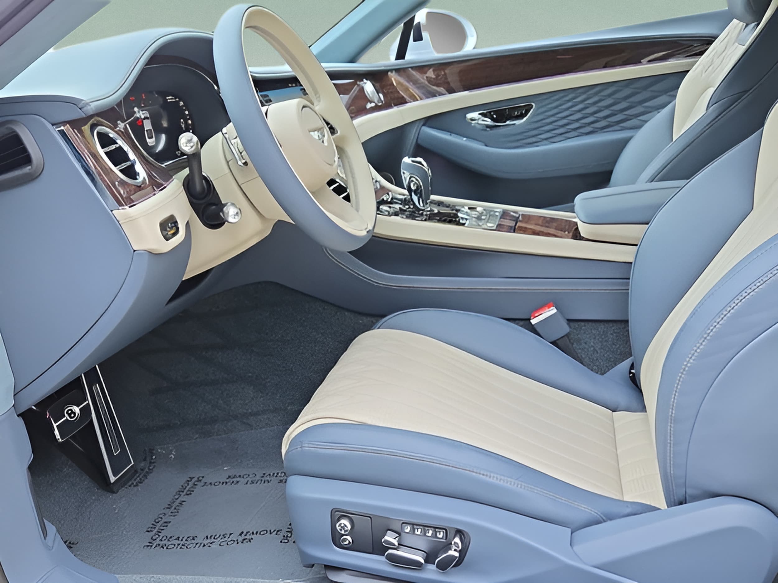 2026 Bentley Continental GT Azure - Photo 21
