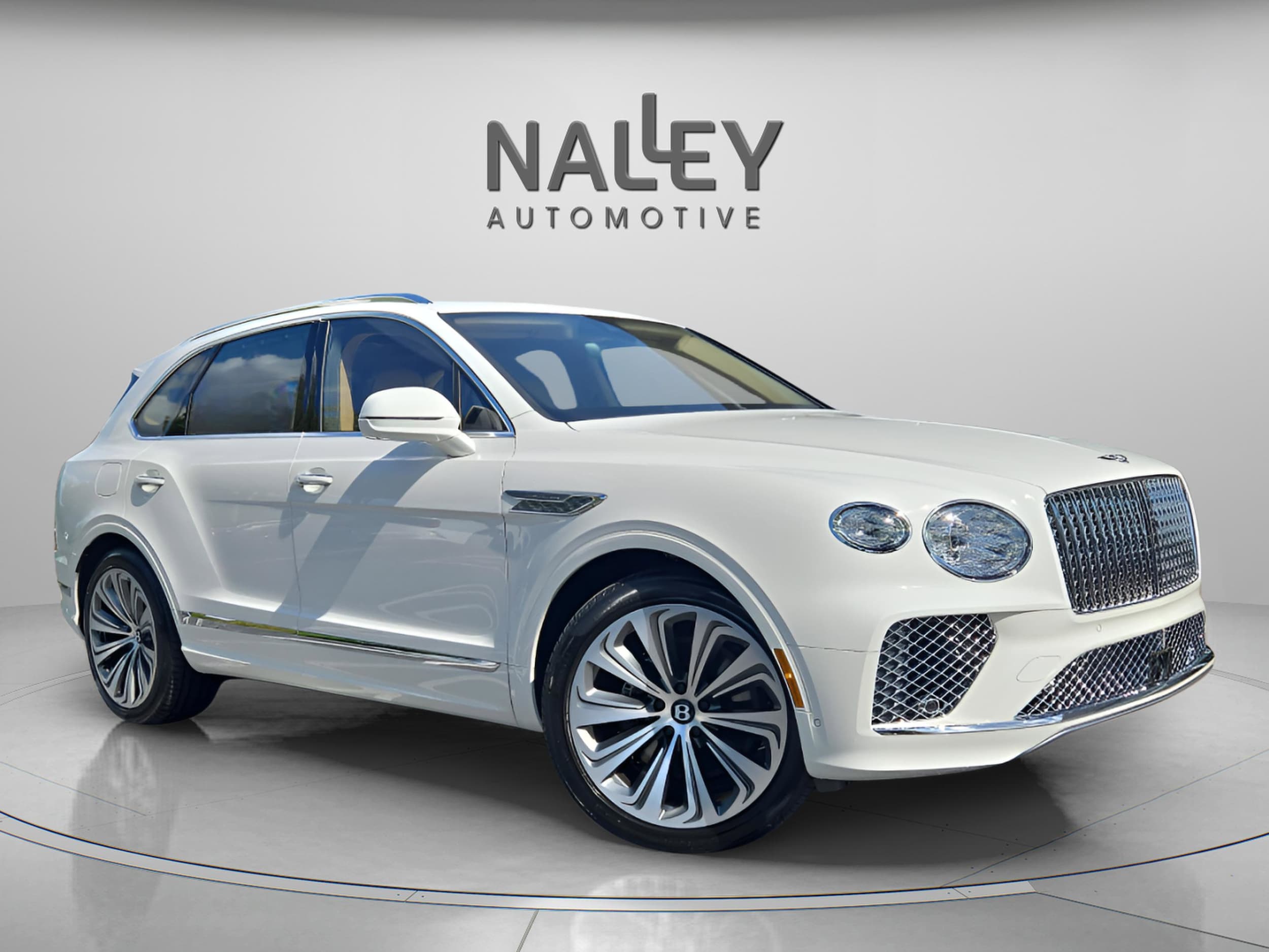 2025 Bentley Bentayga V8