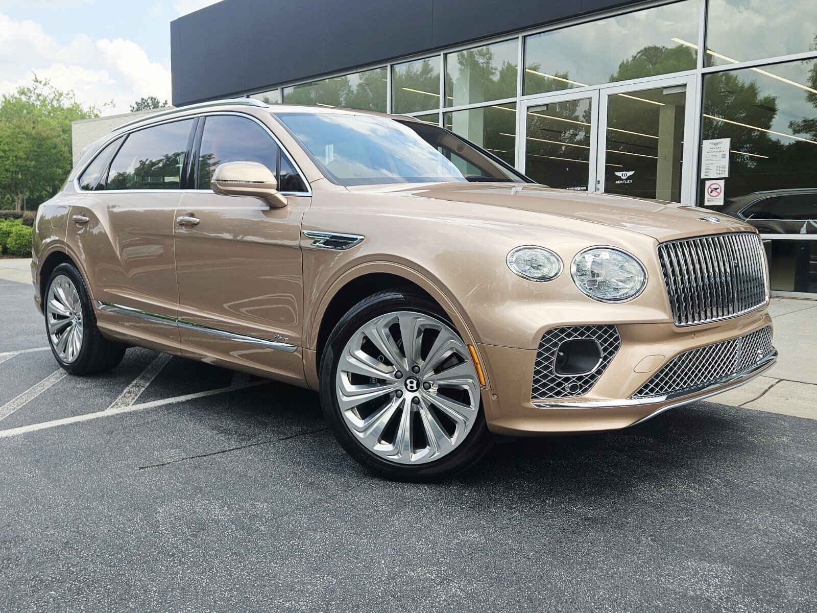 2023 Bentley Bentayga EWB Azure's photo