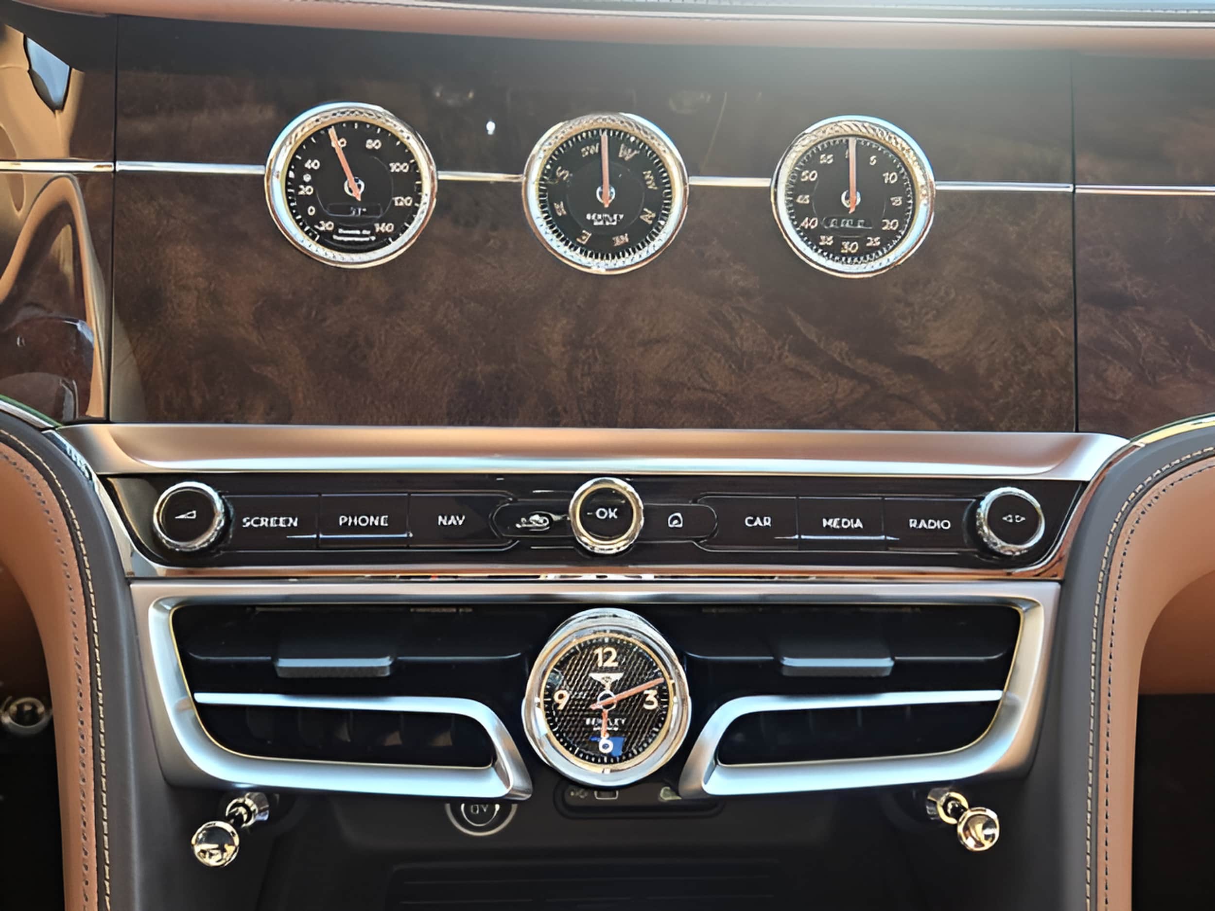 2025 Bentley Flying Spur Speed - Photo 36