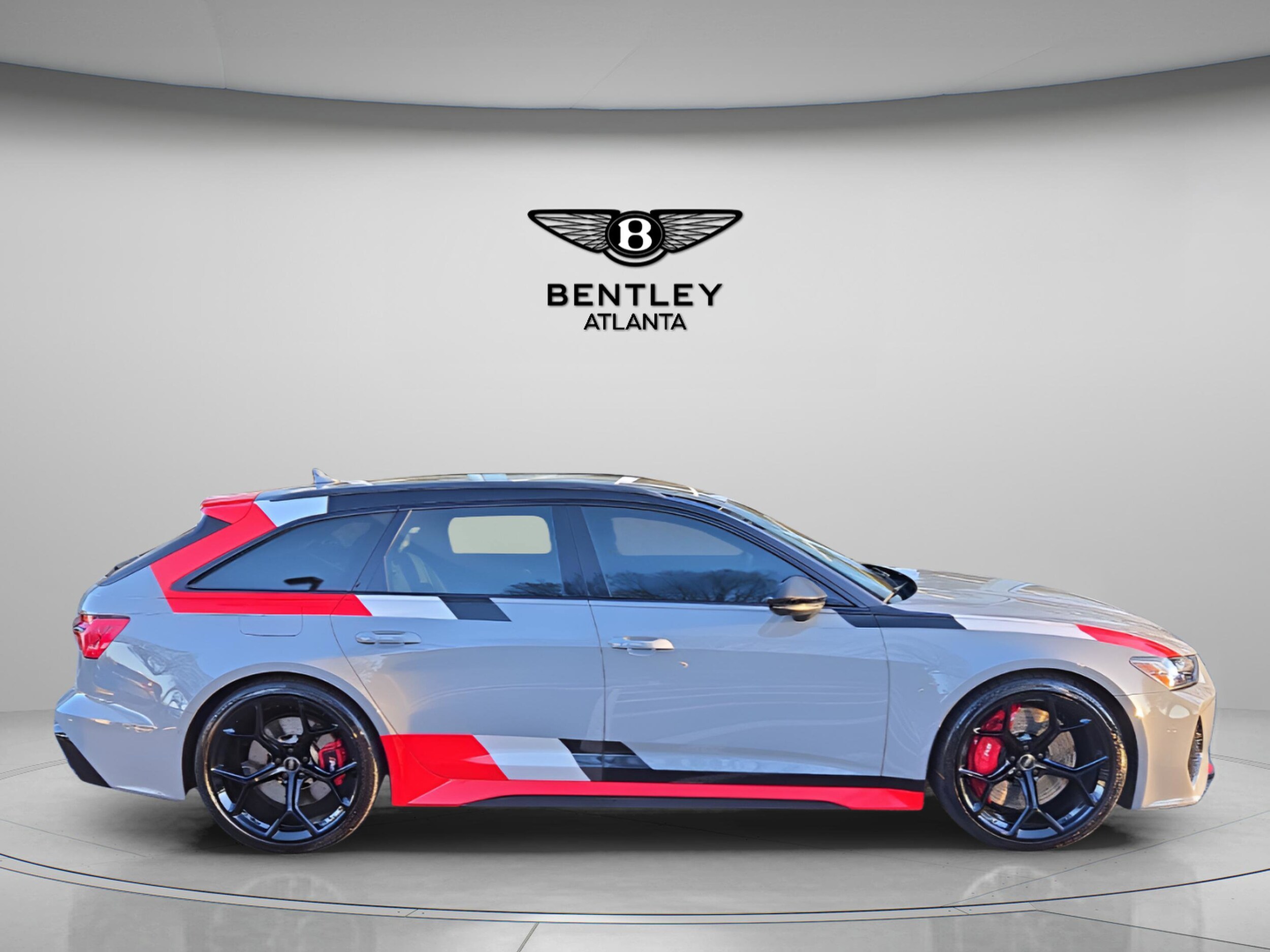 2025 Audi RS 6 Avant Performance Base photo 2